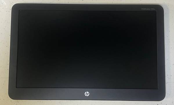 HP EliteDisplay S140u 14"-es USB hordozhat&oacute; monitor - B kateg&oacute;ria