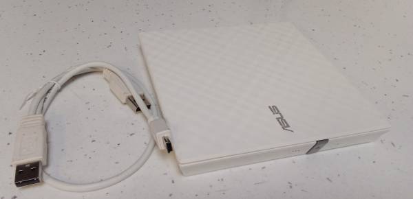 ASUS SDRW-08D2S-U Lite USB DVD író fehér használt