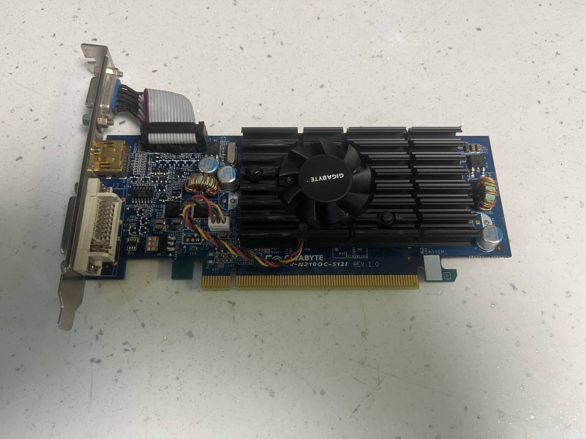 Gigabyte GV-N210OC-512I 512MB VGA DVI, HDMI, VGA
