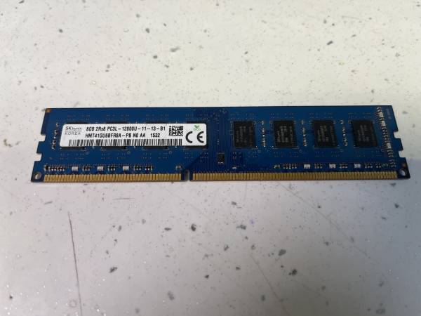 SK hynix 8GB DDR3L 1600Mhz