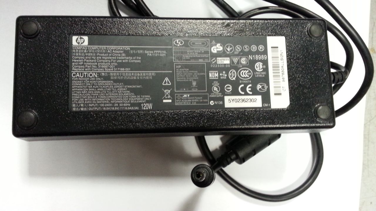 HP 18.5 6.5a 120W adapter gyári