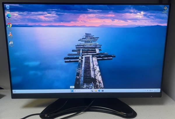HP P27h G4 27" monitor A kateg&oacute;ria &uacute;j Gembird talppal