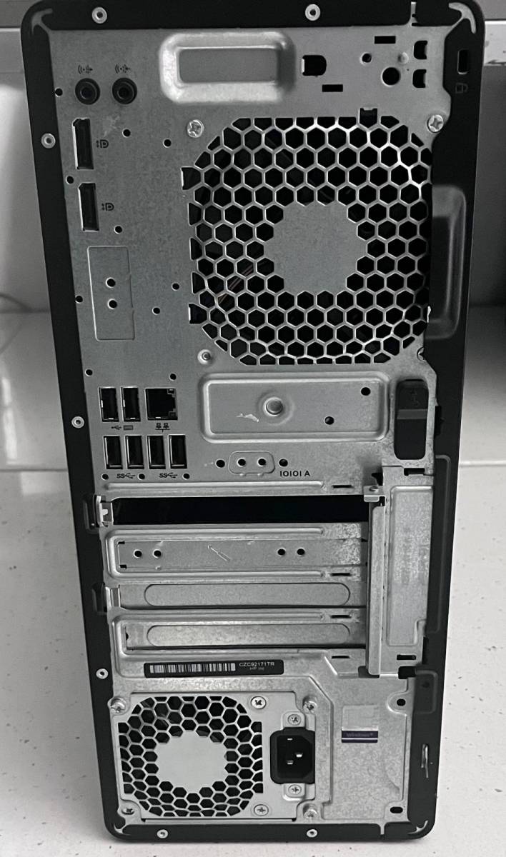 HP EliteDesk 800 G4 Tower