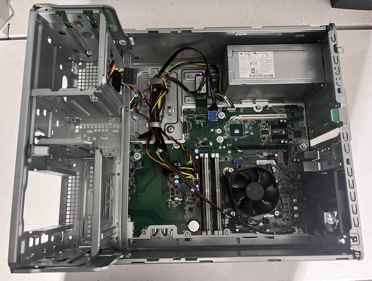 HP EliteDesk 800 G4 Tower