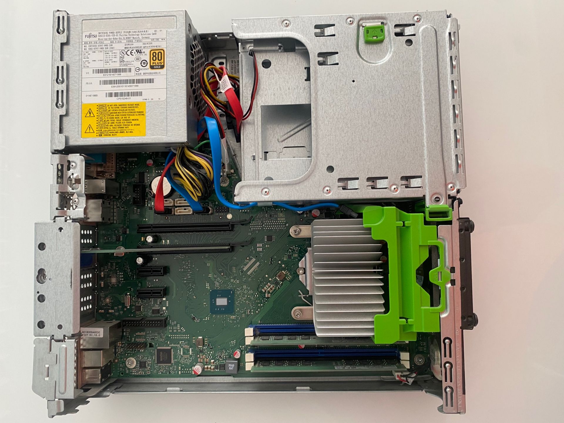 Fujitsu Esprimo D756 SFF