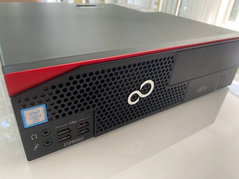 Fujitsu Esprimo D756 SFF
