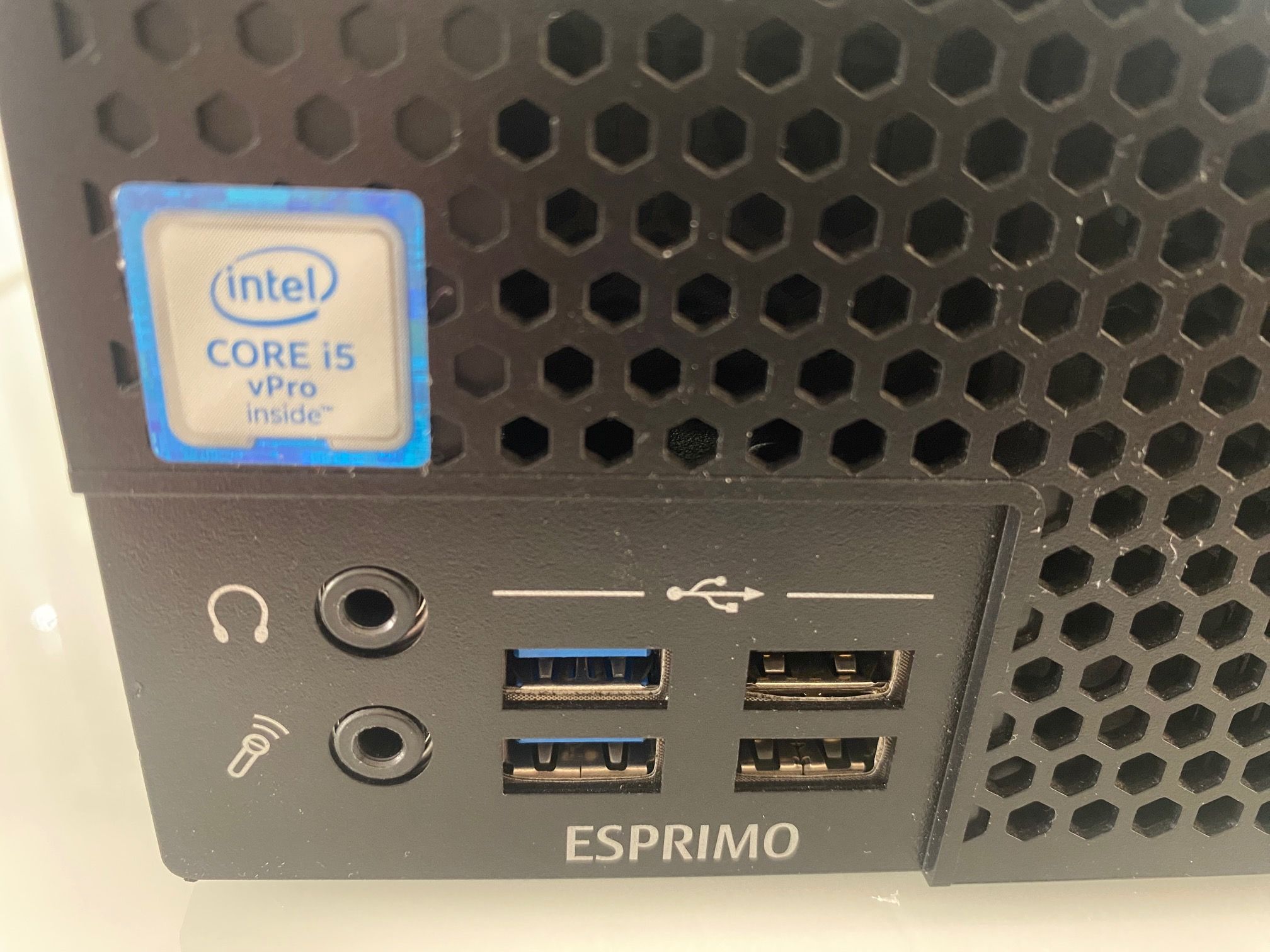 Fujitsu Esprimo D957 SFF számítógép