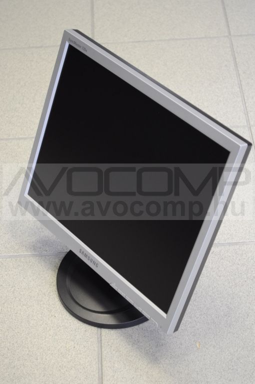 Samsung Syncmaster 720N B kategória