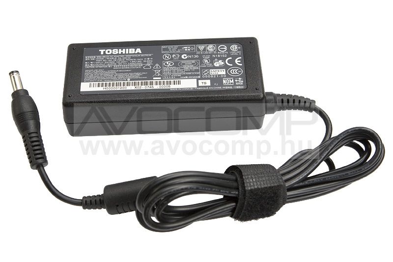 Toshiba 19v 3.42A gyári adapter