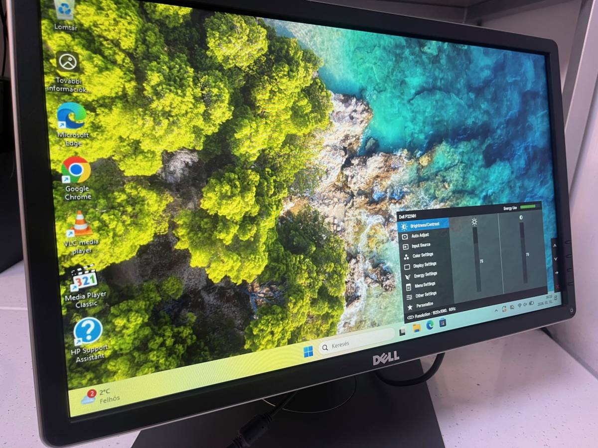 Dell P2214H 22" monitor A kategória MFS18 talppal