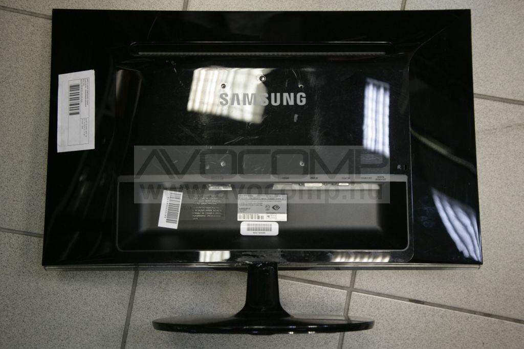 Samsung SyncMaster P2450 24" monitor B kategória