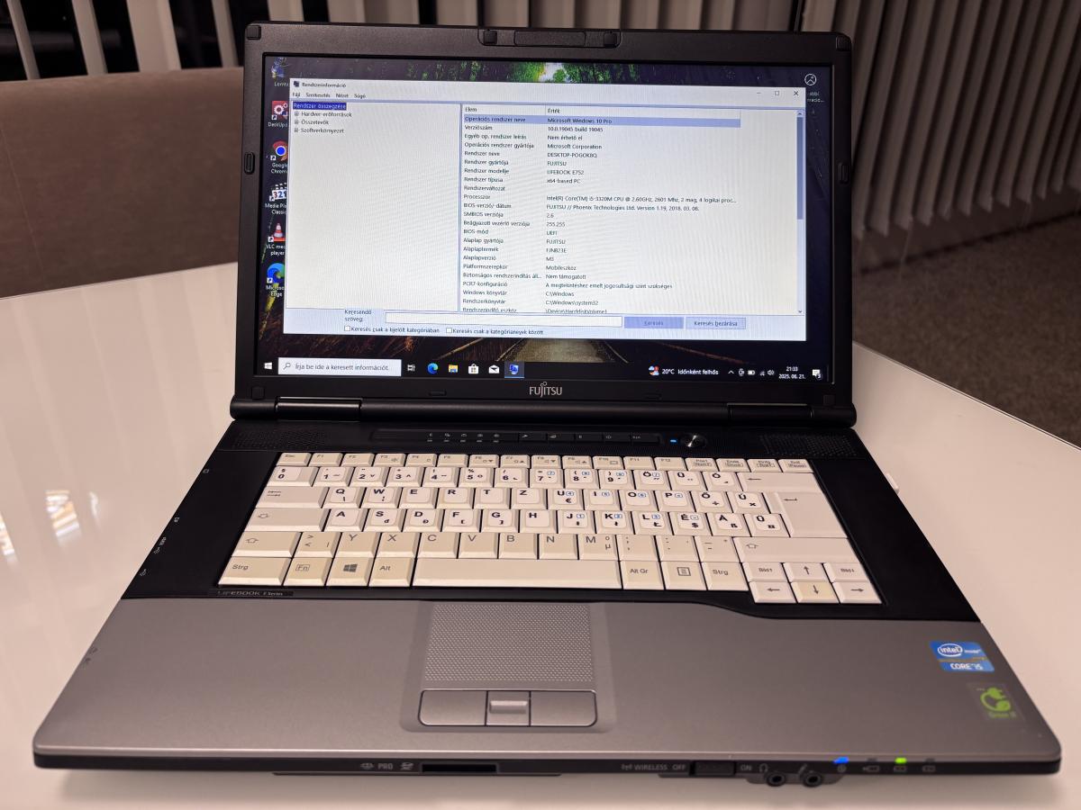 Fujitsu Lifebook E752