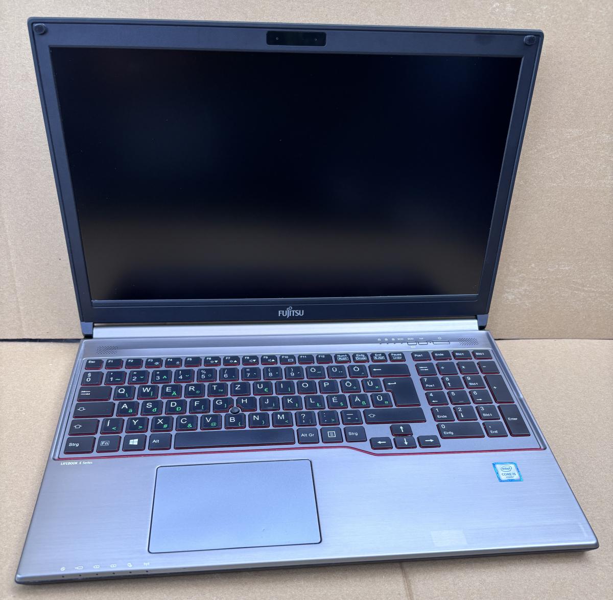 Fujitsu Lifebook E756