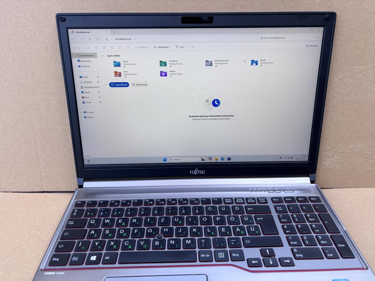 Fujitsu Lifebook E756