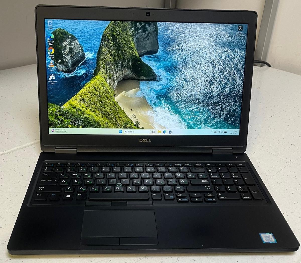 Dell Latitude 5590