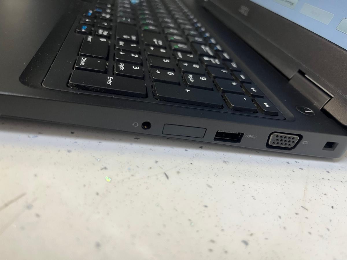 Dell Latitude 5590