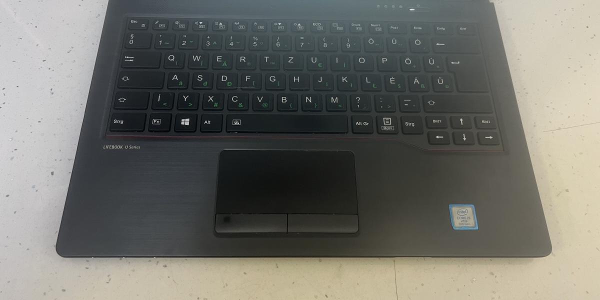 Fujitsu LifeBook U748