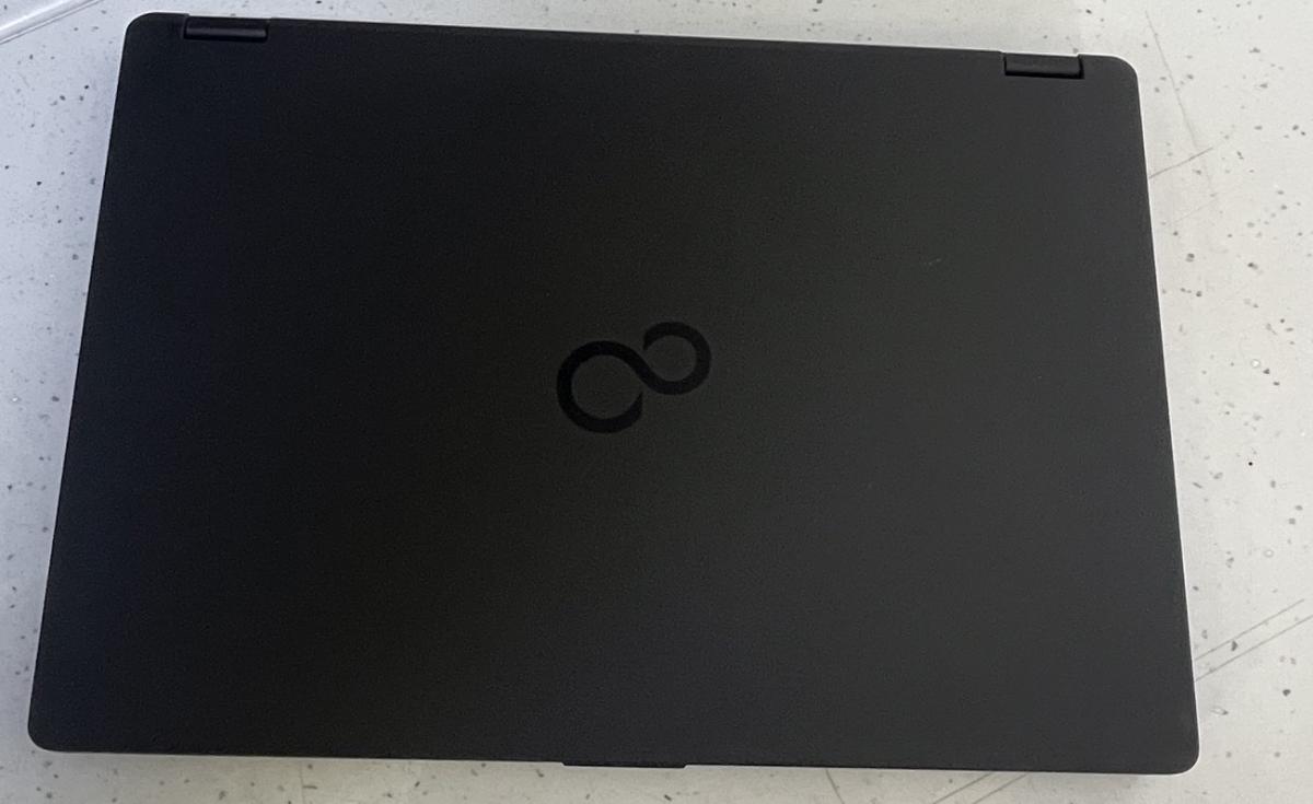 Fujitsu LifeBook U748