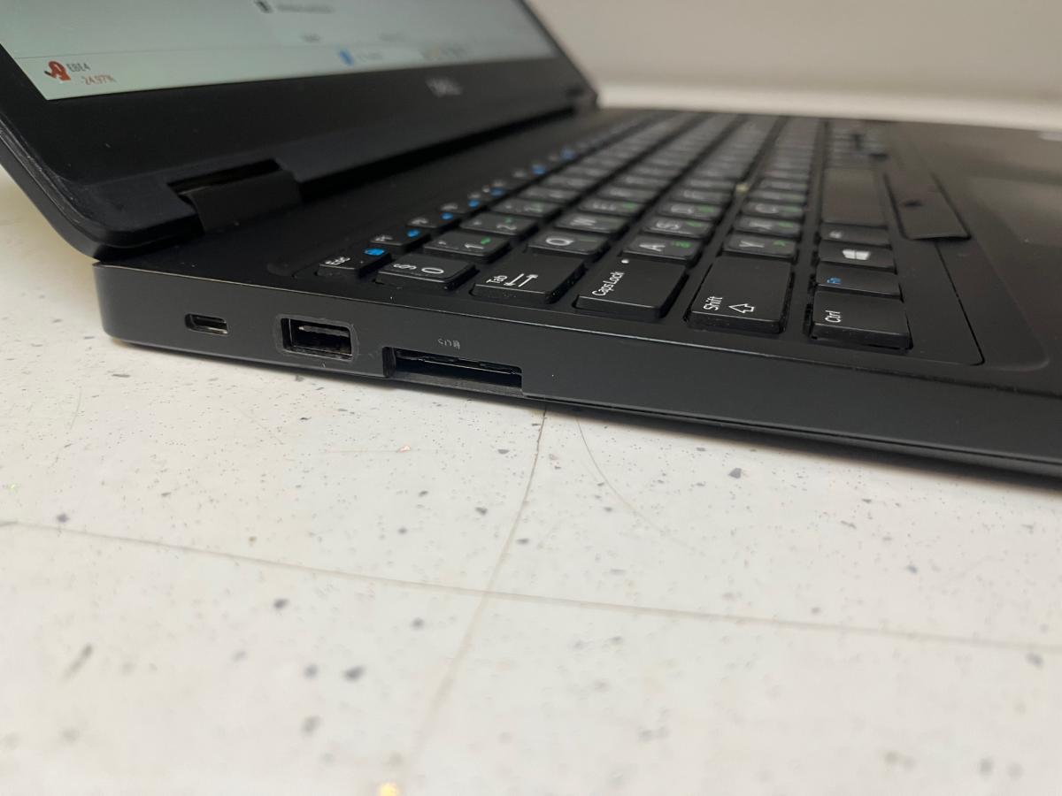 Dell Latitude 5590