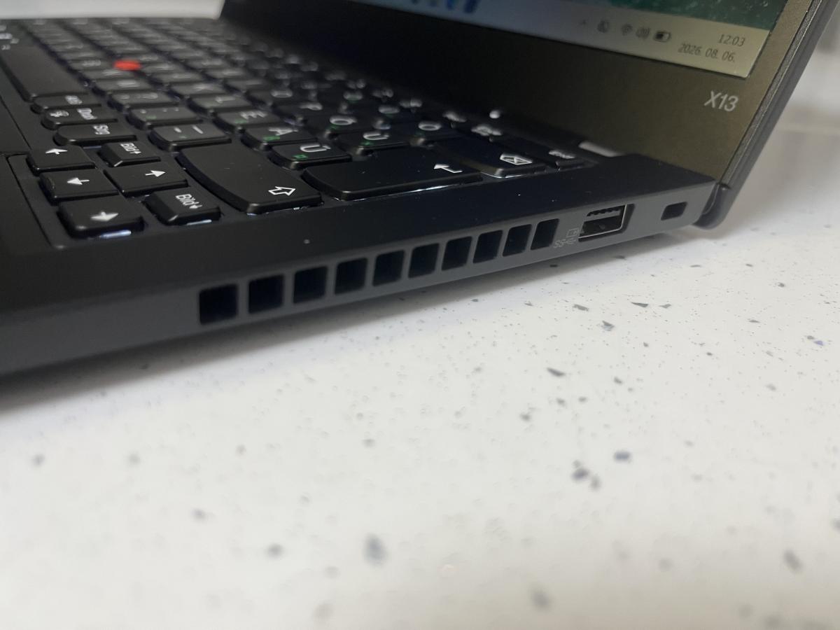 Lenovo Thinkpad X13  Gen1